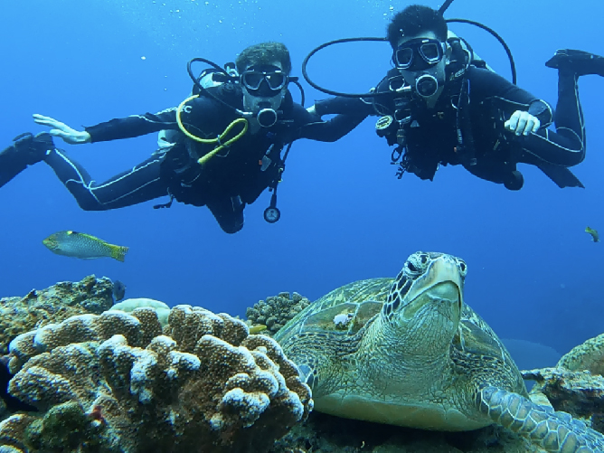 綠島船潛 Fun Dive · Boat