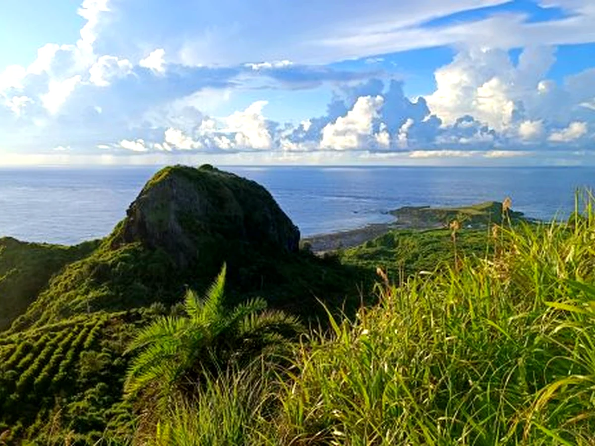 綠島火燒山｜全島制高點 281 公尺火山地貌｜Huoshao Mountain 281 m, Green Island